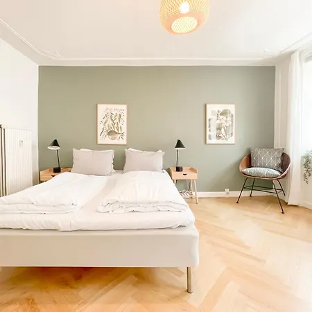 Large With 4 Bedrooms In Apartman Koppenhága