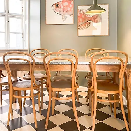 Appartement Large Apartment With 4 Bedrooms In Copenhagen