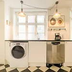 Large With 4 Bedrooms In * Kopenhagen