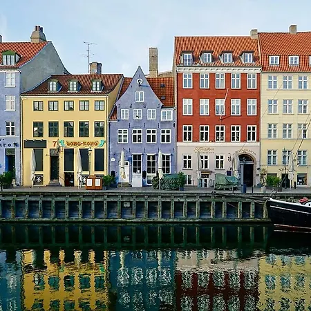 Large Apartment With 4 Bedrooms In Copenhagen Copenhagen